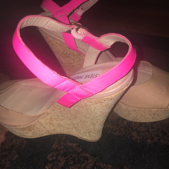Steve Madden Wedge - Picture 2 of 2